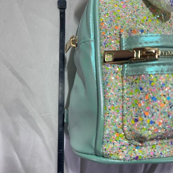 Small Disney park backpack for a child - Picture 8 of 8